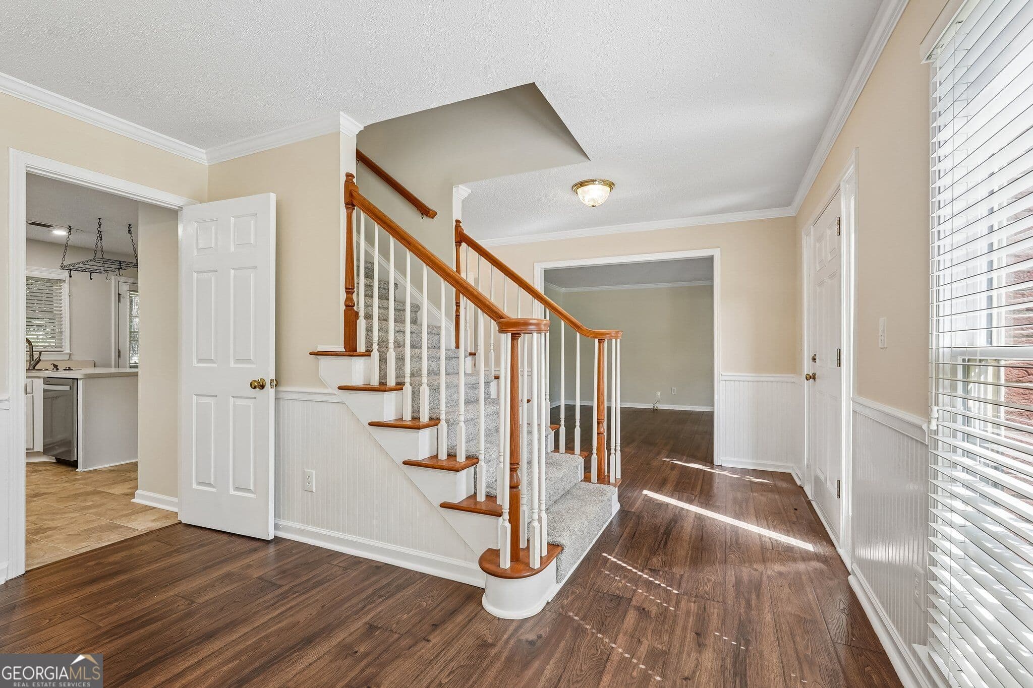 4 bedroom, 2.5 bathroom, 2,583 sq ft single family residence for sale at 89 Creekside Drive, Dallas, GA 30157 — photo 6