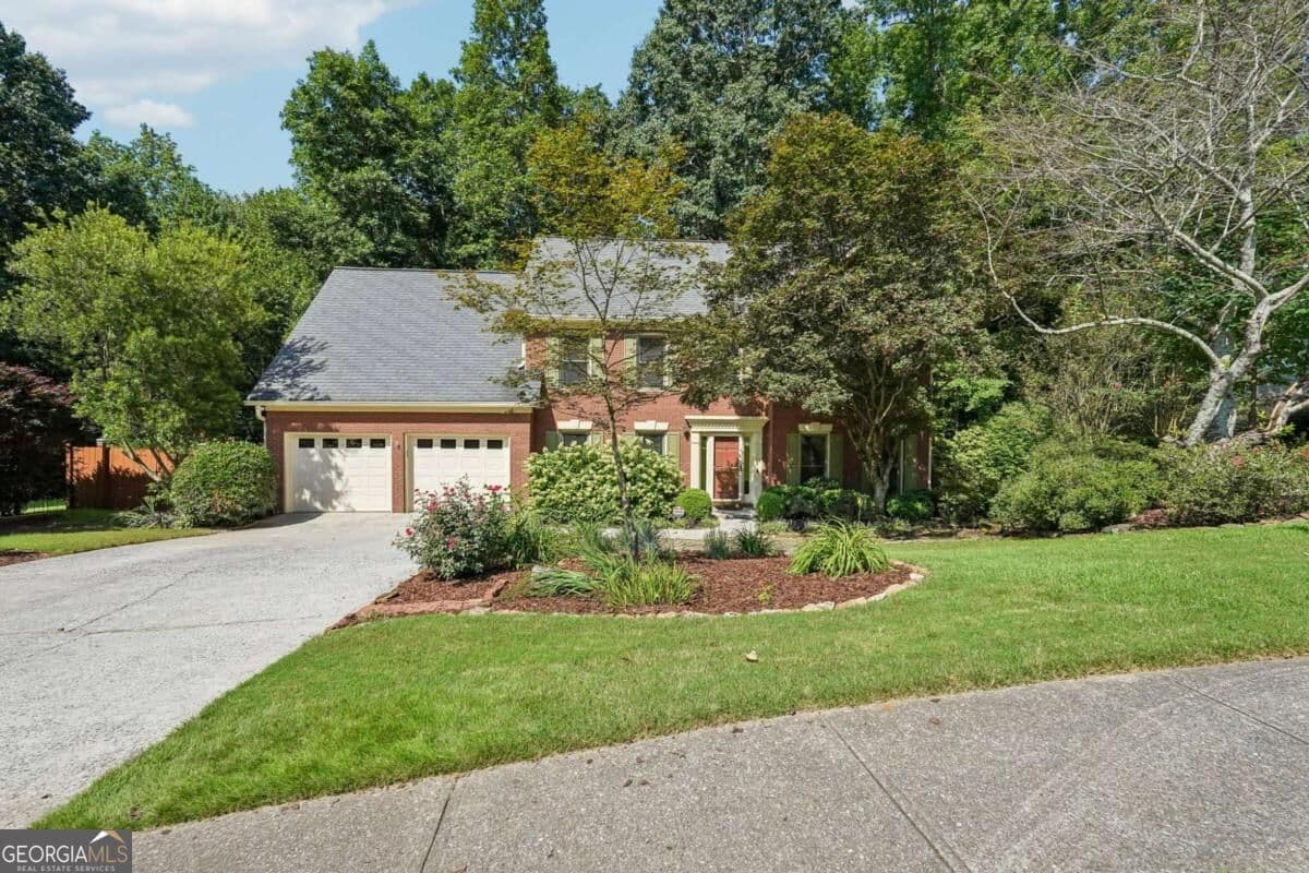 4 bedroom, 2.5 bathroom, 2,583 sq ft single family residence for sale at 89 Creekside Drive, Dallas, GA 30157