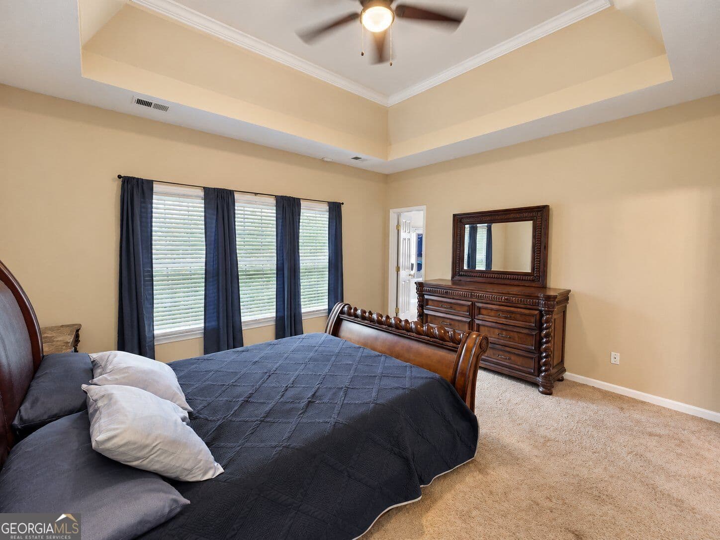 4 bedroom, 2.5 bathroom, 2,530 sq ft single family residence for sale at 1064 Bellaire Court, Lawrenceville, GA 30043 — photo 8