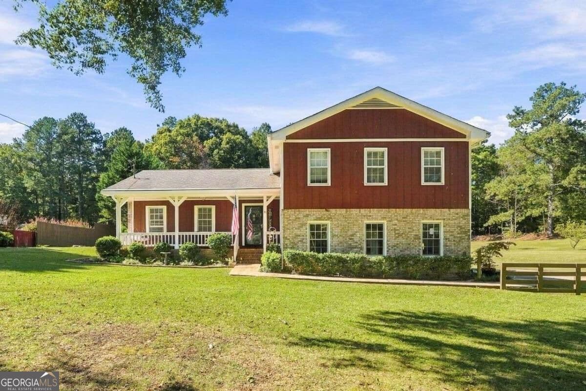 4 bedroom, 2 bathroom, 2,076 sq ft single family residence for sale at 49 Lakeview Drive, Villa Rica, GA 30180 — photo 2