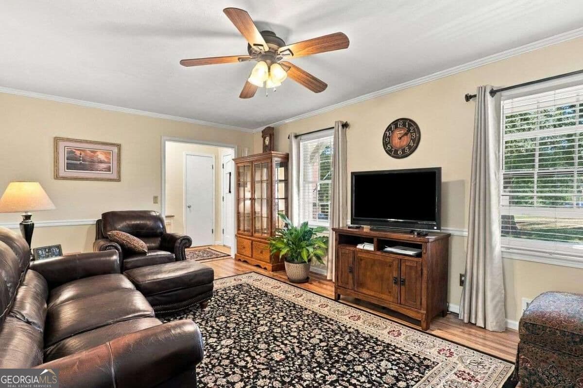 4 bedroom, 2 bathroom, 2,076 sq ft single family residence for sale at 49 Lakeview Drive, Villa Rica, GA 30180 — photo 7