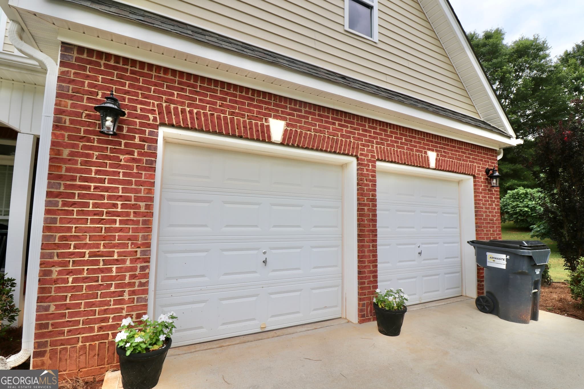 4 bedroom, 3 bathroom, 2,056 sq ft single family residence for sale at 190 Roundtree Way, Williamson, GA 30292 — photo 7