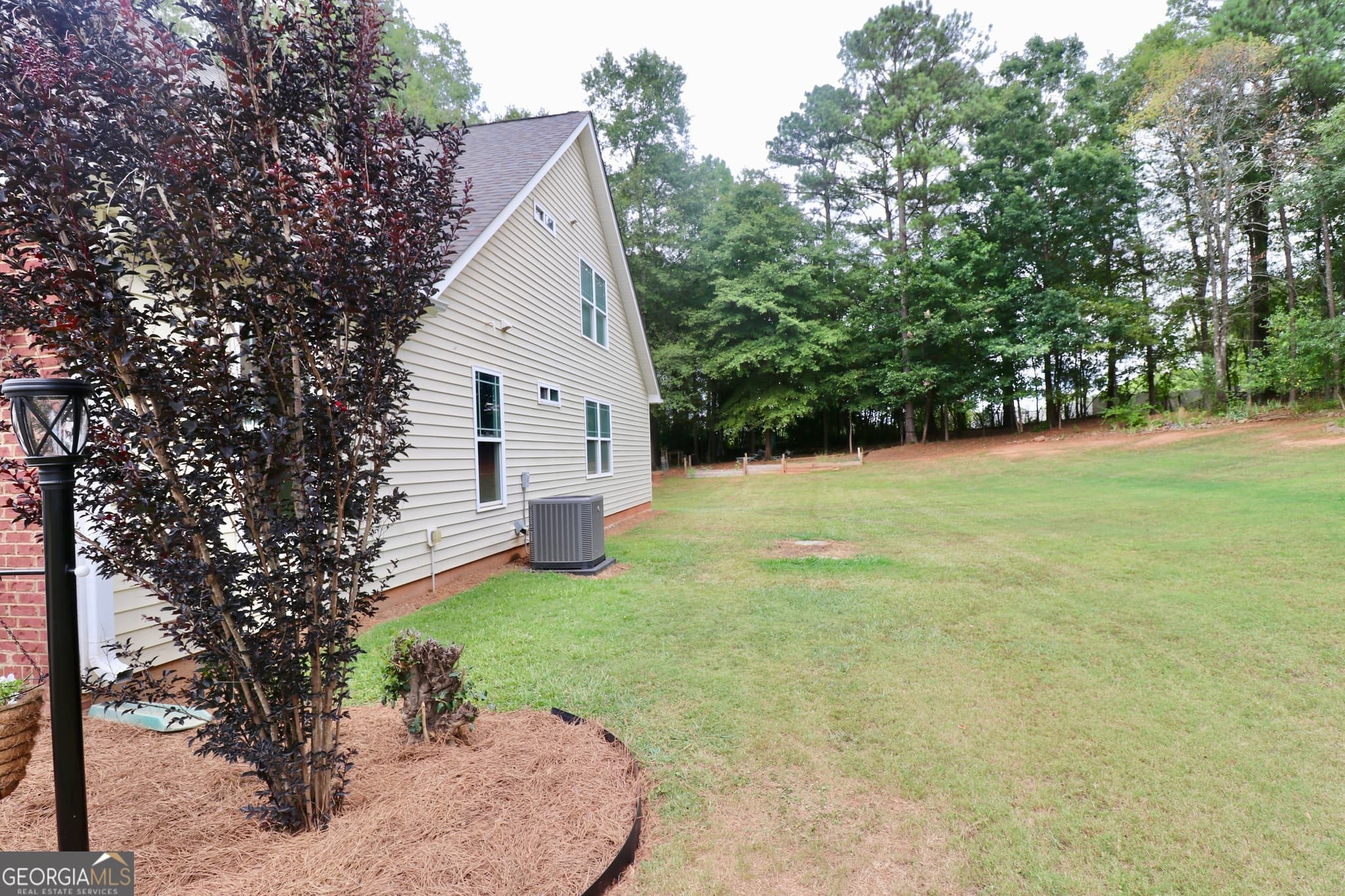 4 bedroom, 3 bathroom, 2,056 sq ft single family residence for sale at 190 Roundtree Way, Williamson, GA 30292 — photo 10