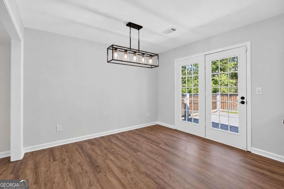 4 bedroom, 3 bathroom, 1,395 sq ft single family residence for sale at 2032 Emerald Pointe Drive, Winder, GA 30680 — photo 8