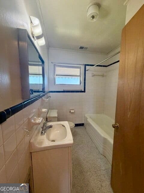 3 bedroom, 1 bathroom, 1,120 sq ft single family residence for rent at 3051 Greensboro Highway, Watkinsville, GA 30677 for $1,600 a month — photo 7