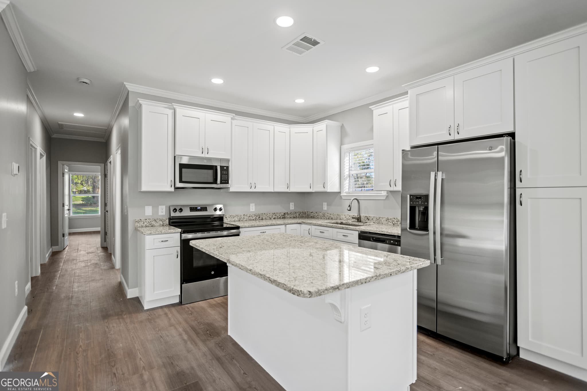 3 bedroom, 2 bathroom, 1,296 sq ft single family residence for sale at 54 SW Pear Street, Ludowici, GA 31316 — photo 7