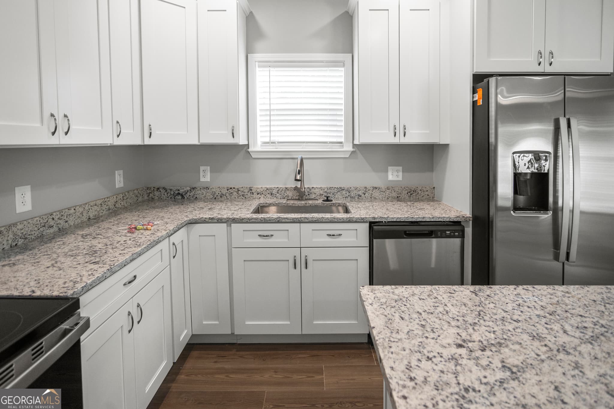 3 bedroom, 2 bathroom, 1,296 sq ft single family residence for sale at 54 SW Pear Street, Ludowici, GA 31316 — photo 8