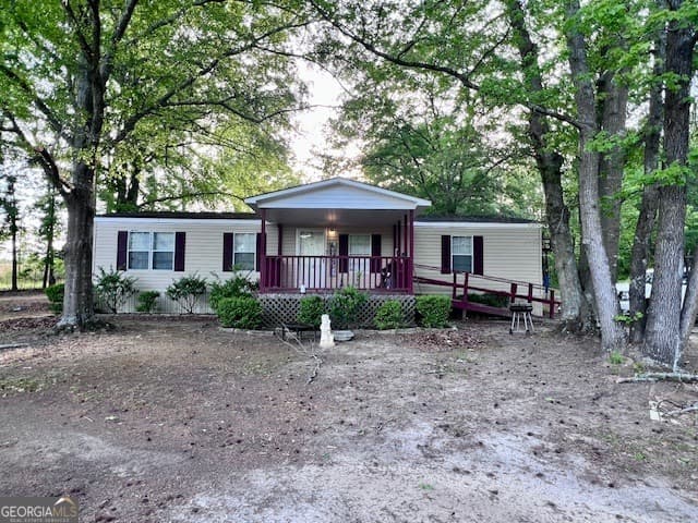 3 bedroom, 2 bathroom, 1,248 sq ft manufactured home,single family residence for sale at 3195 Henderson Grove Road, Sandersville, GA 31082
