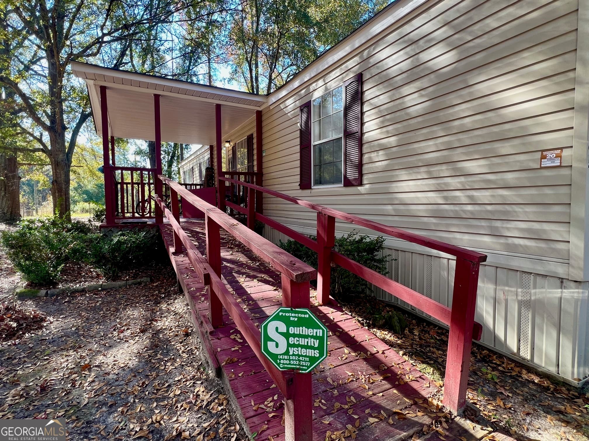 3 bedroom, 2 bathroom, 1,248 sq ft manufactured home,single family residence for sale at 3195 Henderson Grove Road, Sandersville, GA 31082 — photo 5