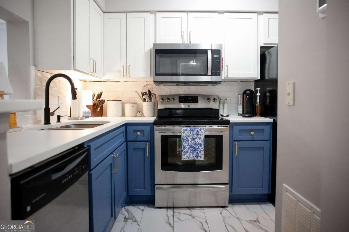 2 bedroom, 2 bathroom, 1,261 sq ft condominium for sale at 12300 Apache Avenue 921, Savannah, GA 31419 — photo 5