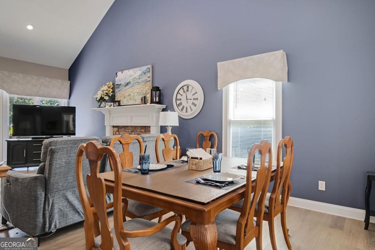 4 bedroom, 4 bathroom, 3,500 sq ft townhouse for sale at 1602 Vintage Club Drive, Greensboro, GA 30642 — photo 9