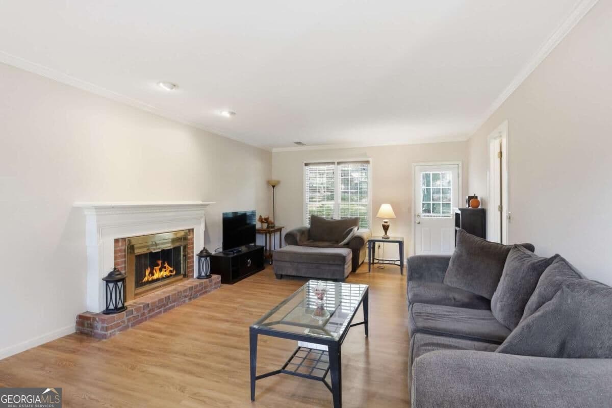 3 bedroom, 2.5 bathroom, 2,064 sq ft single family residence for sale at 166 Knollwood Drive, Marietta, GA 30064 — photo 7