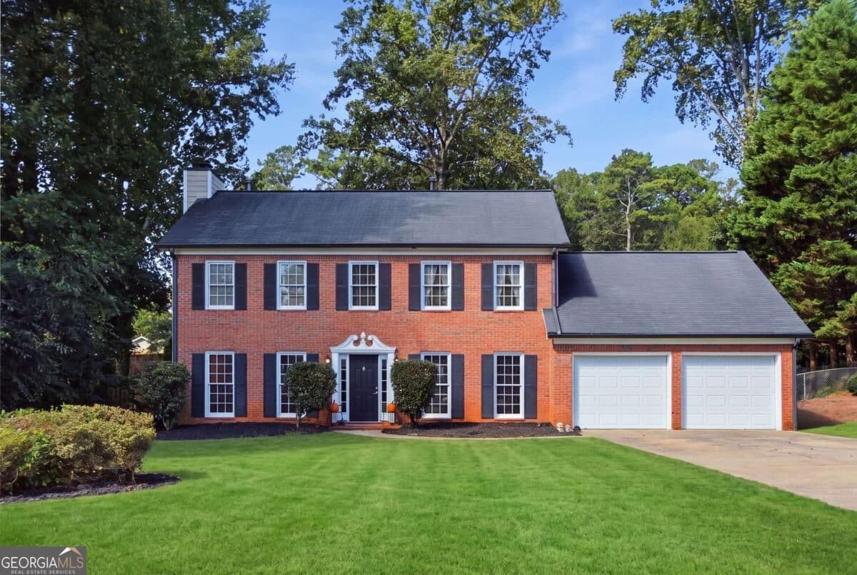 3 bedroom, 2.5 bathroom, 2,064 sq ft single family residence for sale at 166 Knollwood Drive, Marietta, GA 30064 — photo 1 of 29