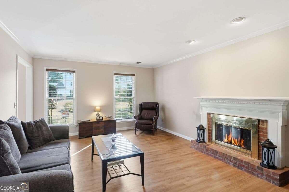 3 bedroom, 2.5 bathroom, 2,064 sq ft single family residence for sale at 166 Knollwood Drive, Marietta, GA 30064 — photo 9