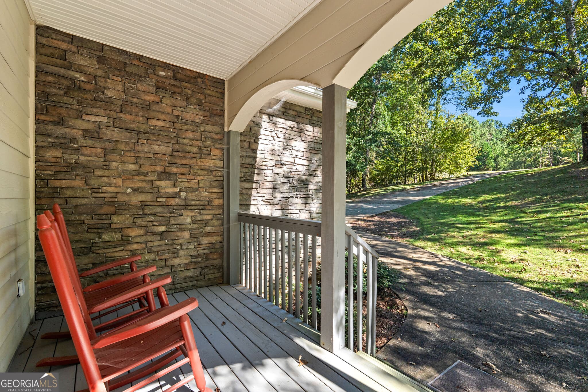 5 bedroom, 3.5 bathroom, 3,472 sq ft single family residence for sale at 358 Muffit Drive, Wedowee, AL 36278 — photo 8