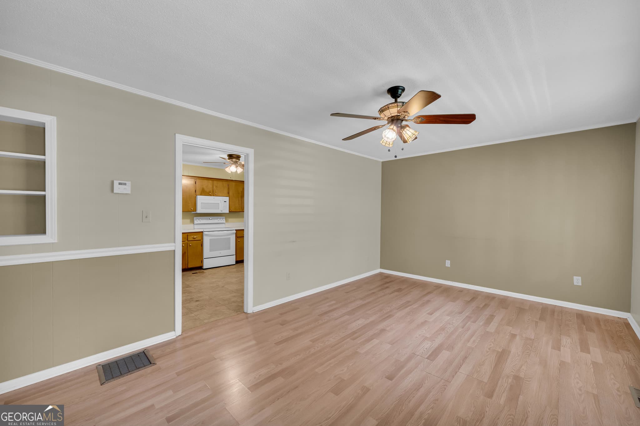 4 bedroom, 2 bathroom, 1,468 sq ft single family residence under contract at 167 Shallow Creek Road, Hartwell, GA 30643 — photo 4