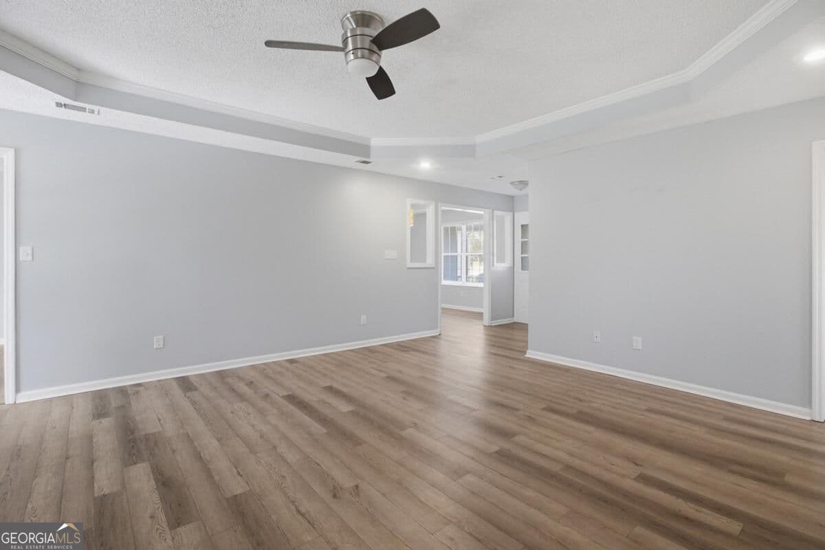 4 bedroom, 2 bathroom single family residence for sale at 4342 Hampton Drive, Valdosta, GA 31605 — photo 6