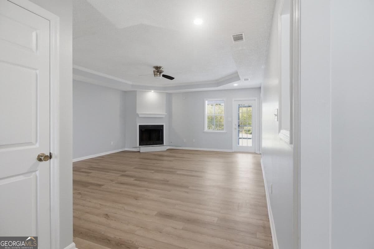4 bedroom, 2 bathroom single family residence for sale at 4342 Hampton Drive, Valdosta, GA 31605 — photo 4