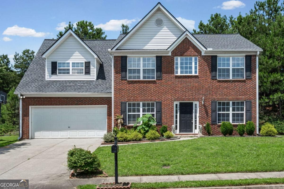 4 bedroom, 3 bathroom, 2,872 sq ft single family residence sold at 3865 Crescent Walk Lane, Suwanee, GA 30024