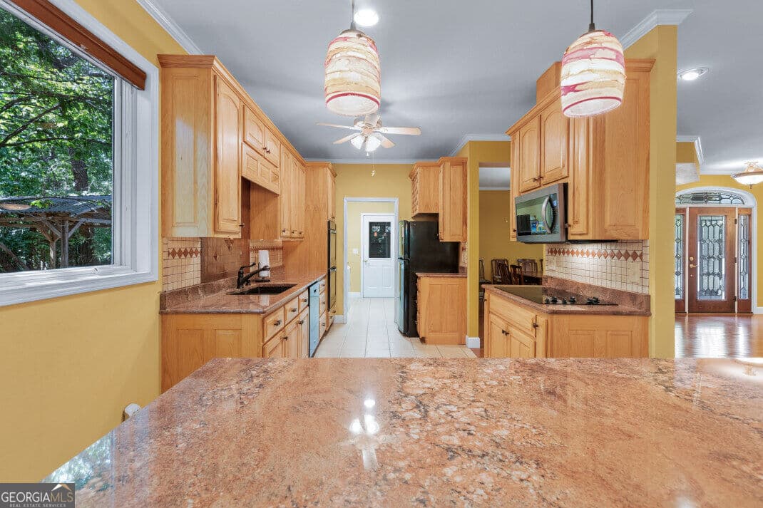 4 bedroom, 3 bathroom, 3,360 sq ft single family residence for sale at 43 Baisto Lane, Blairsville, GA 30512 — photo 6
