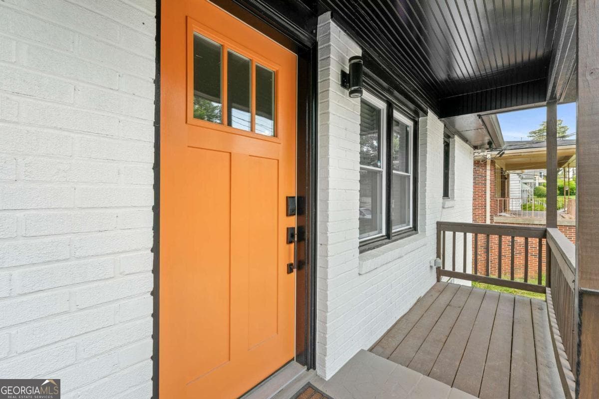5 bedroom, 3 bathroom, 3,360 sq ft single family residence for sale at 70 Chappell Road, Atlanta, GA 30314 — photo 3