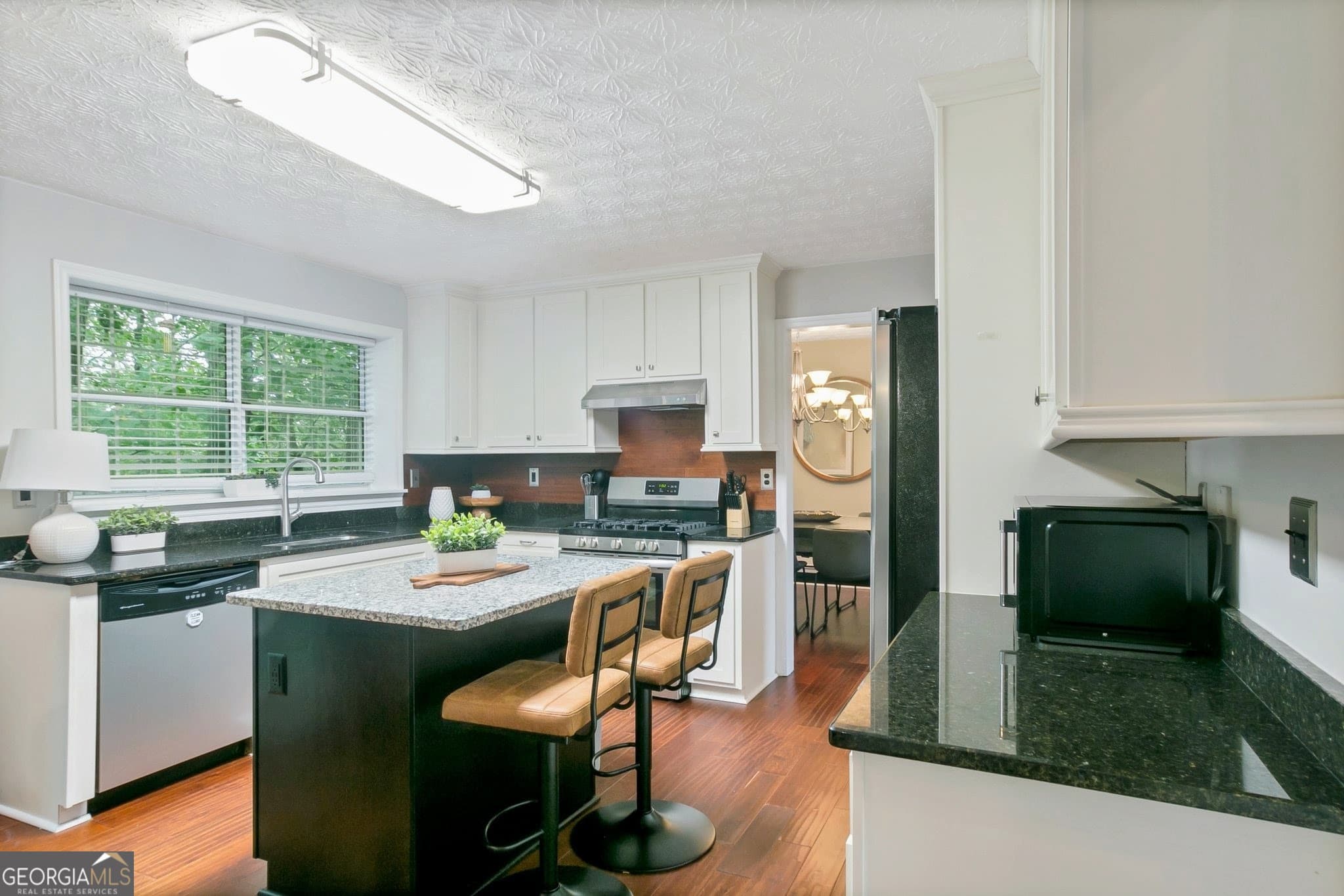 4 bedroom, 2.5 bathroom, 2,000 sq ft single family residence for rent at 130 Anclote Court, Johns Creek, GA 30022 for $7,900 a month — photo 5