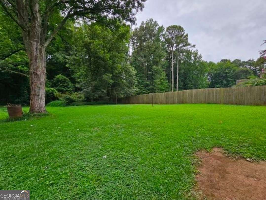 3 bedroom, 2 bathroom single family residence for sale at 2462 Brown Deer Trail, Acworth, GA 30101 — photo 2