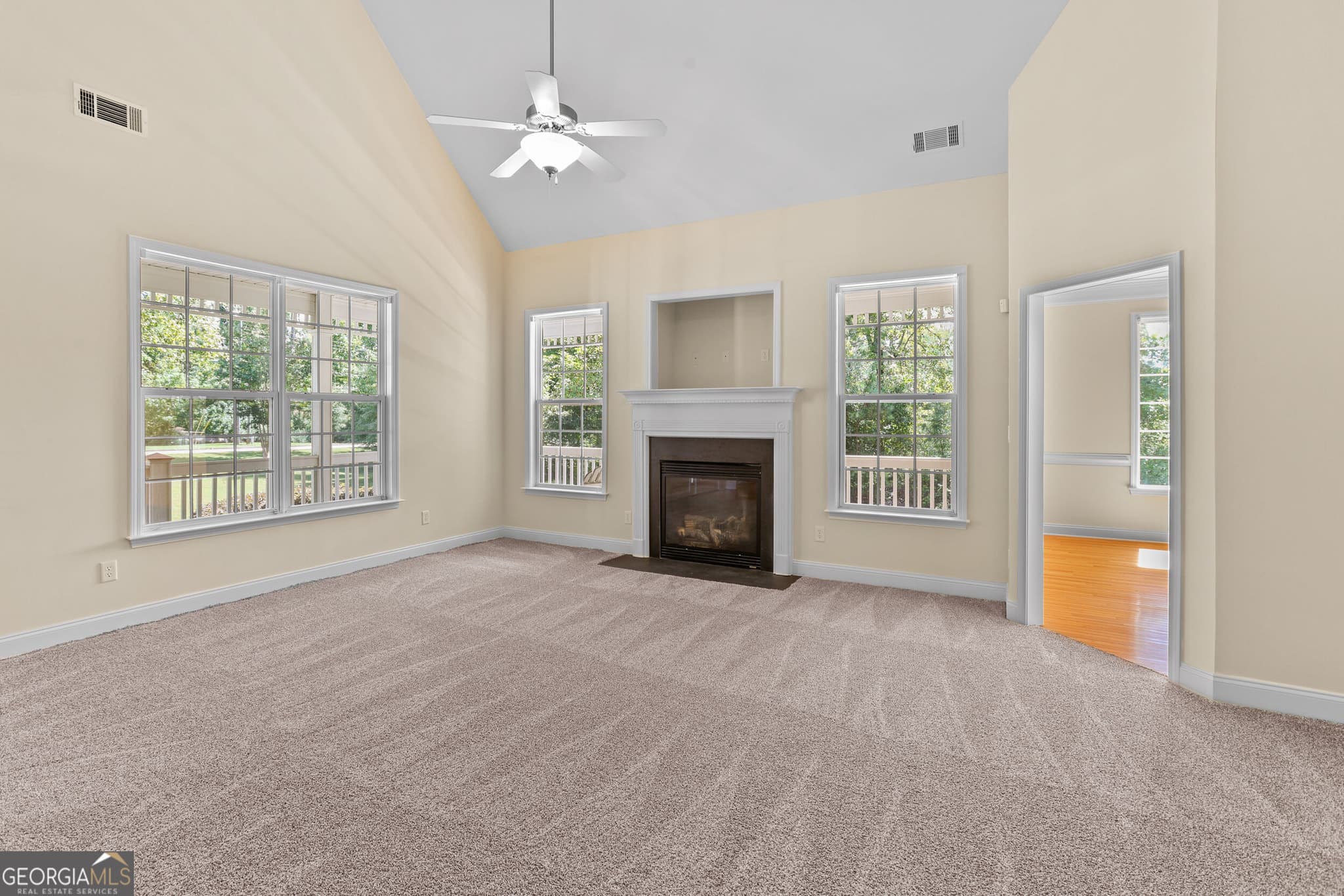 3 bedroom, 3 bathroom, 1,990 sq ft single family residence for sale at 1725 Wesminster Drive, Griffin, GA 30223 — photo 5