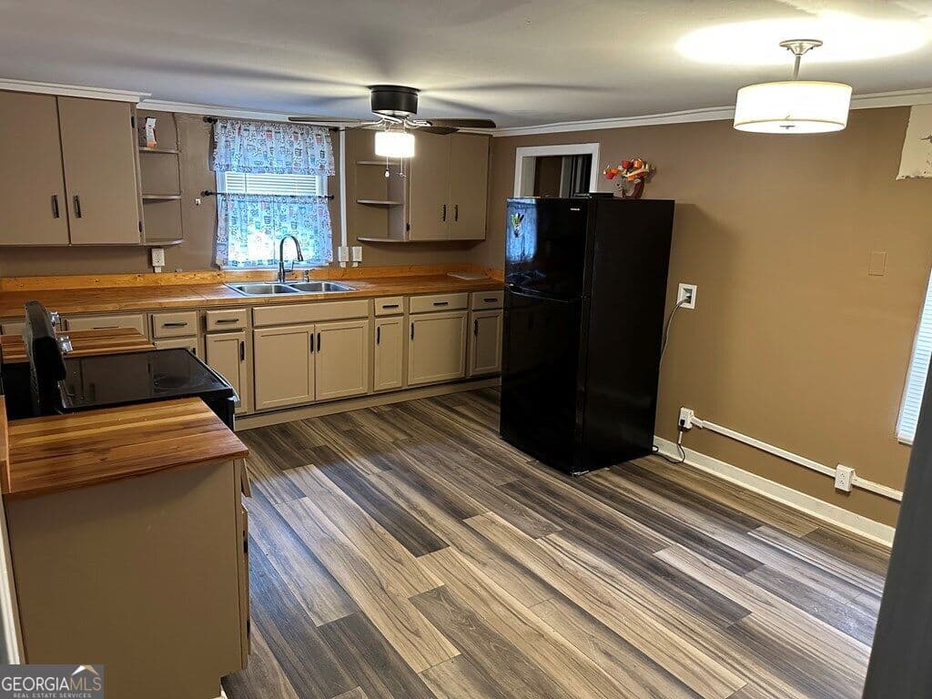 2 bedroom, 1.5 bathroom single family residence for rent at 330 Nolan McCord Road, East Dublin, GA 31027 for $1,300 a month — photo 2