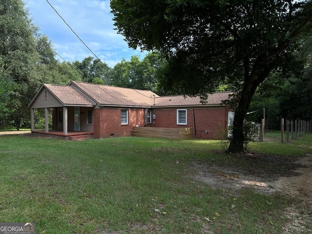 2 bedroom, 1.5 bathroom single family residence for rent at 330 Nolan McCord Road, East Dublin, GA 31027 for $1,300 a month — photo 3
