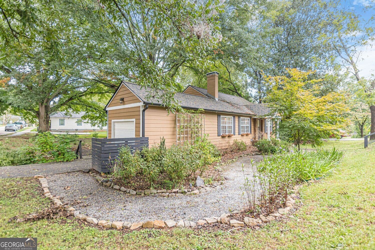 4 bedroom, 3 bathroom, 1,636 sq ft single family residence for sale at 2492 Maple Street, East Point, GA 30344 — photo 6