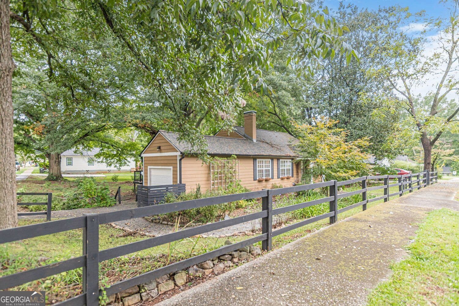 4 bedroom, 3 bathroom, 1,636 sq ft single family residence for sale at 2492 Maple Street, East Point, GA 30344 — photo 5