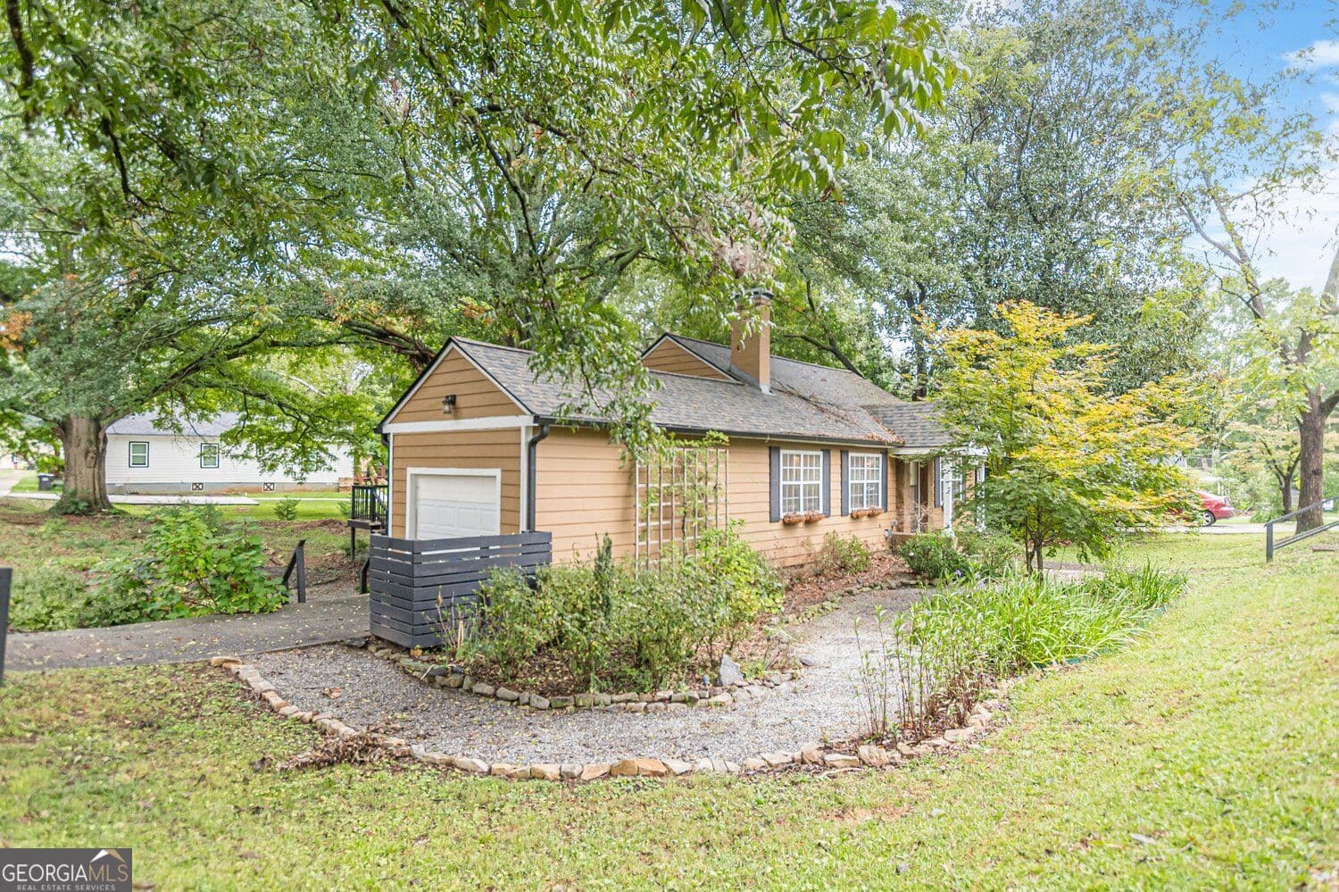 4 bedroom, 3 bathroom, 1,636 sq ft single family residence for sale at 2492 Maple Street, East Point, GA 30344 — photo 4