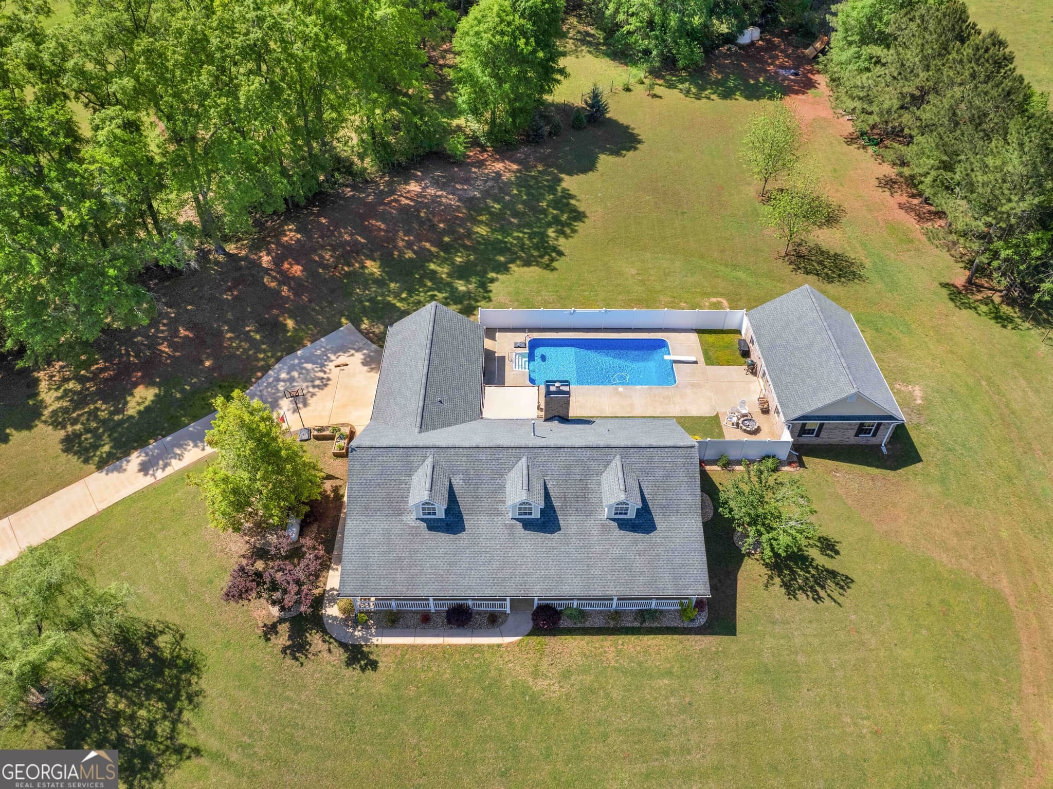 4 bedroom, 3 bathroom, 2,394 sq ft single family residence sold at 421 Hampton Road, Fayetteville, GA 30215