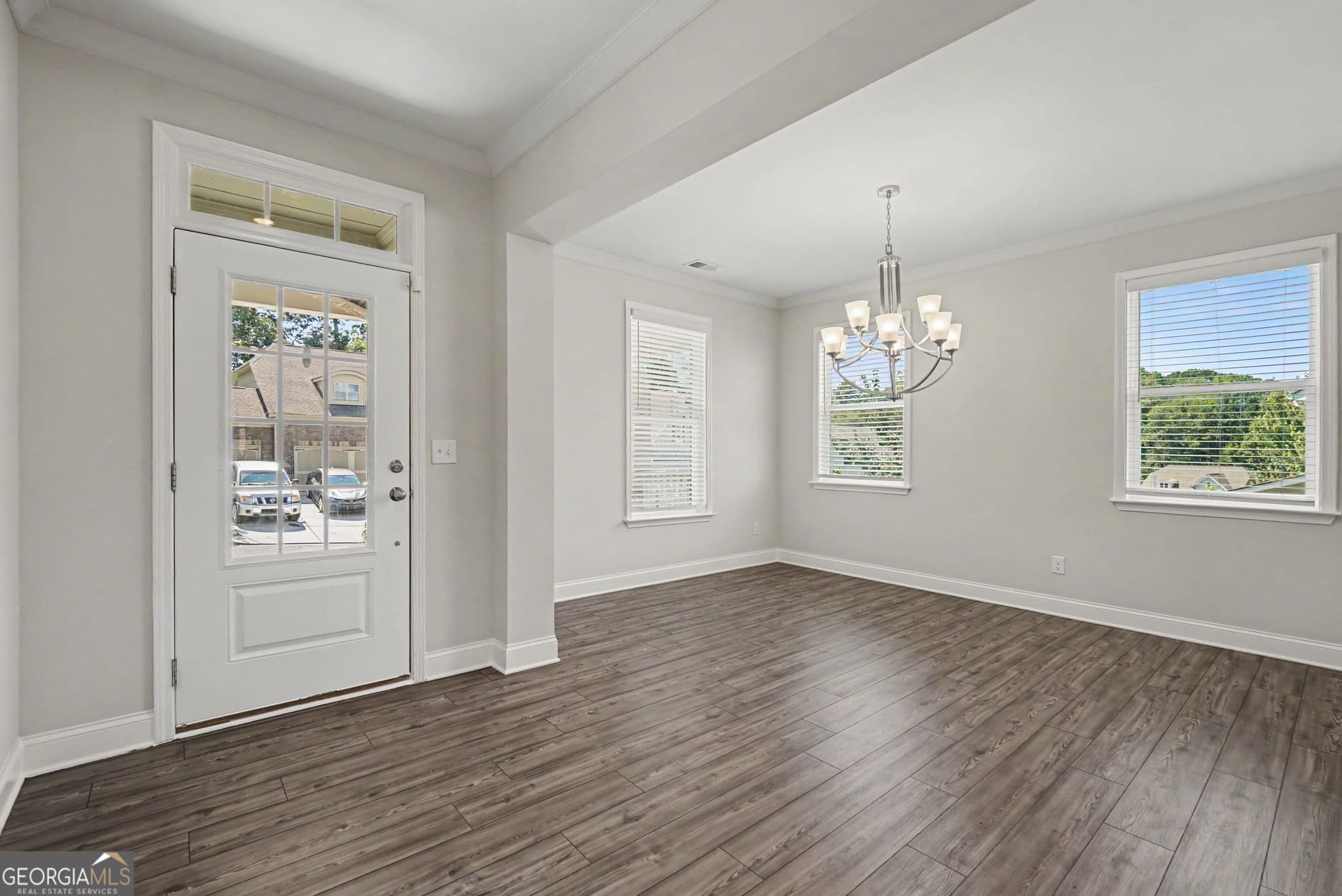 5 bedroom, 2.5 bathroom, 3,078 sq ft single family residence for sale at 350 Gardens Of Harmony Drive, Canton, GA 30115 — photo 6