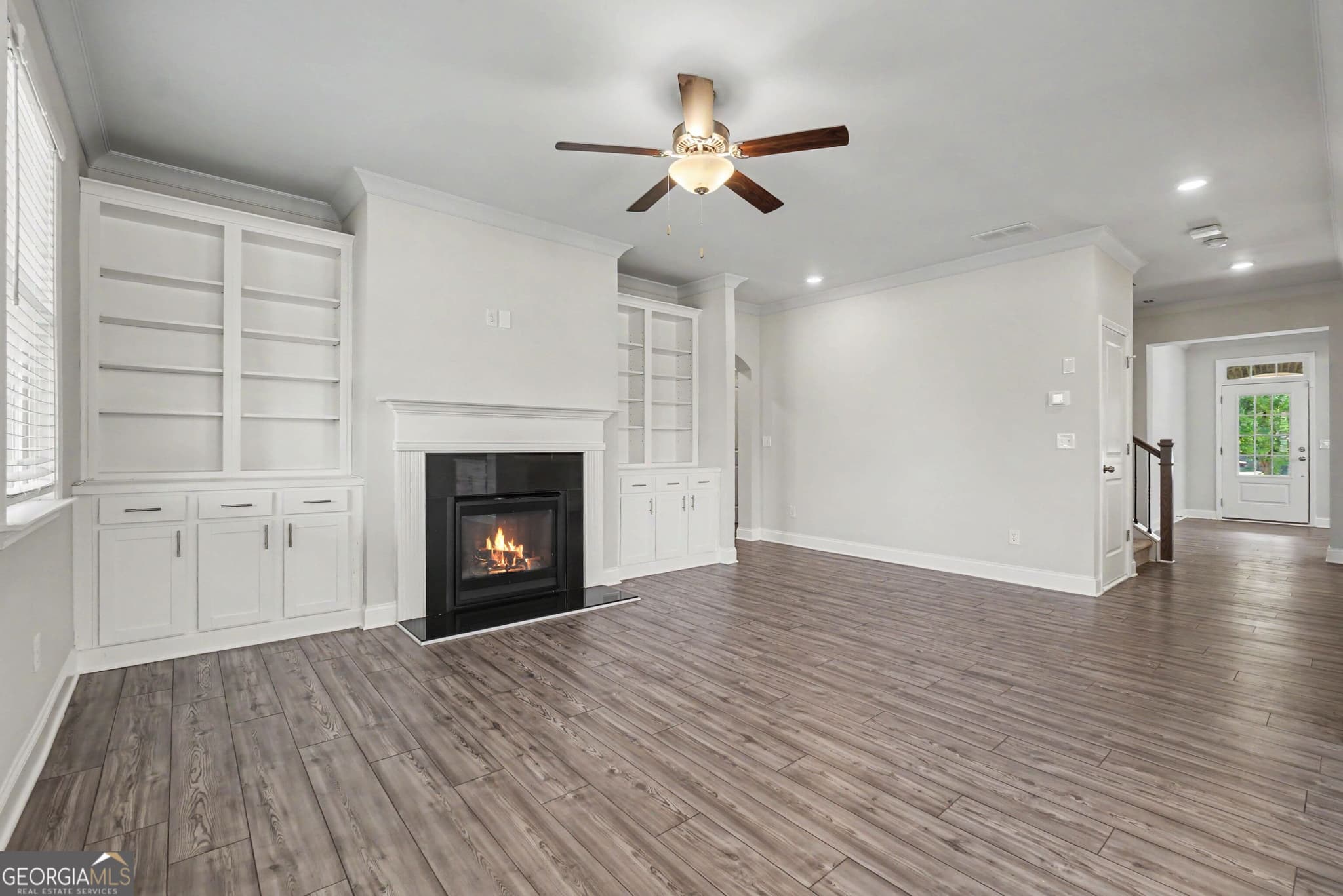 5 bedroom, 2.5 bathroom, 3,078 sq ft single family residence for sale at 350 Gardens Of Harmony Drive, Canton, GA 30115 — photo 3