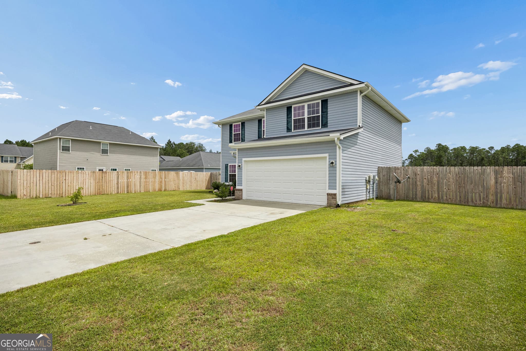 4 bedroom, 2.5 bathroom, 1,930 sq ft single family residence for rent at 1597 Longleaf Court, Hinesville, GA 31313 for $2,050 a month — photo 7