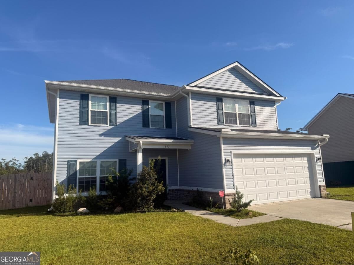 4 bedroom, 2.5 bathroom, 1,930 sq ft single family residence for rent at 1597 Longleaf Court, Hinesville, GA 31313 for $2,050 a month — photo 8