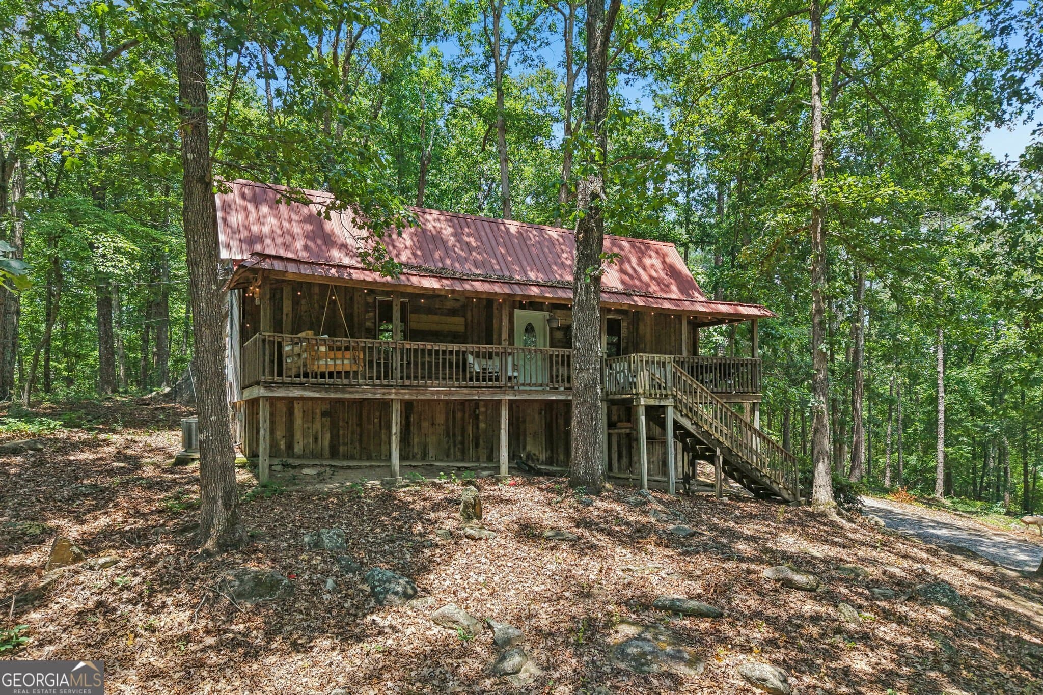 2 bedroom, 1 bathroom, 1,440 sq ft cabin,single family residence for sale at 15 Rustica Drive, Newnan, GA 30263 — photo 1 of 39