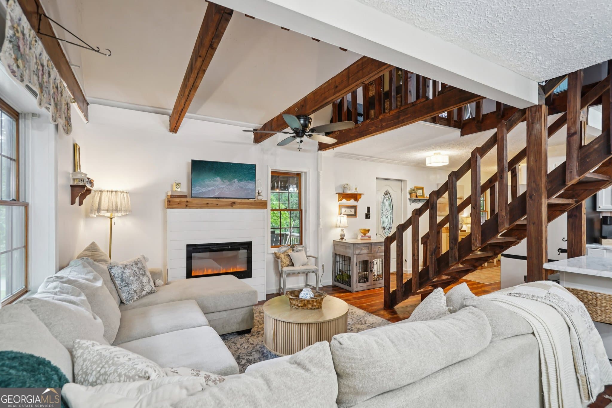 2 bedroom, 1 bathroom, 1,440 sq ft cabin,single family residence for sale at 15 Rustica Drive, Newnan, GA 30263 — photo 9