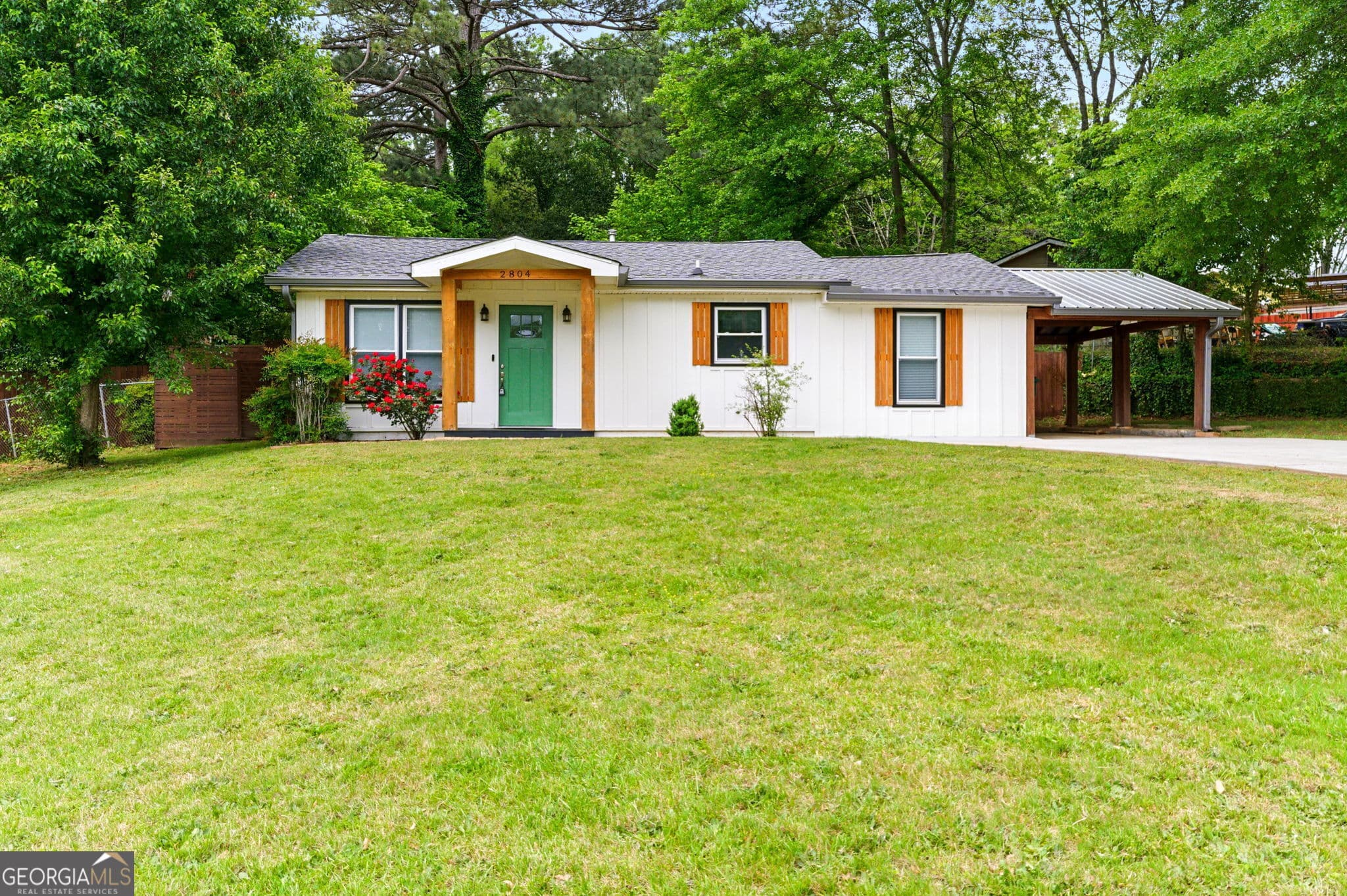 3 bedroom, 2 bathroom, 1,320 sq ft single family residence sold at 2804 HALL Drive, Smyrna, GA 30082