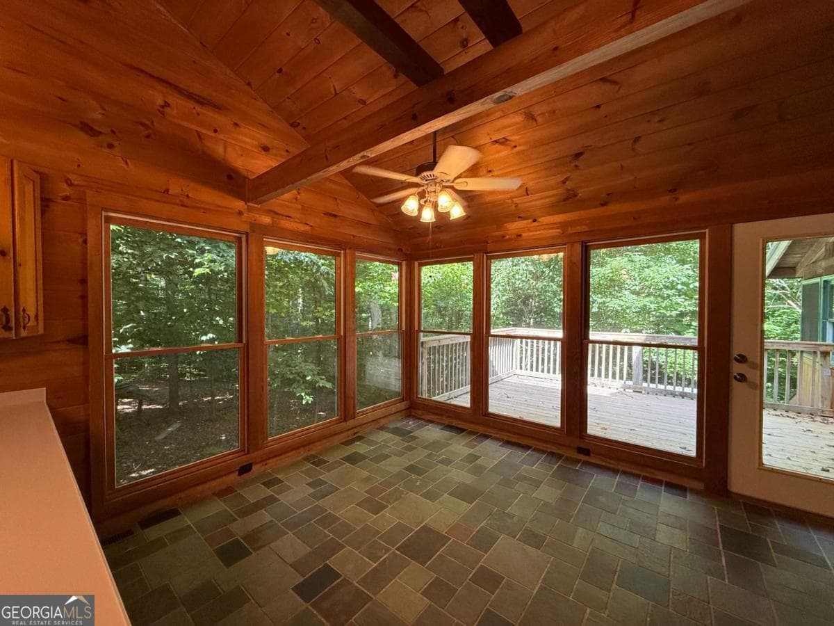 4 bedroom, 3 bathroom, 3,200 sq ft cabin,single family residence for rent at 2405 Mountain Road, Alpharetta, GA 30004 for $2,500 a month — photo 7