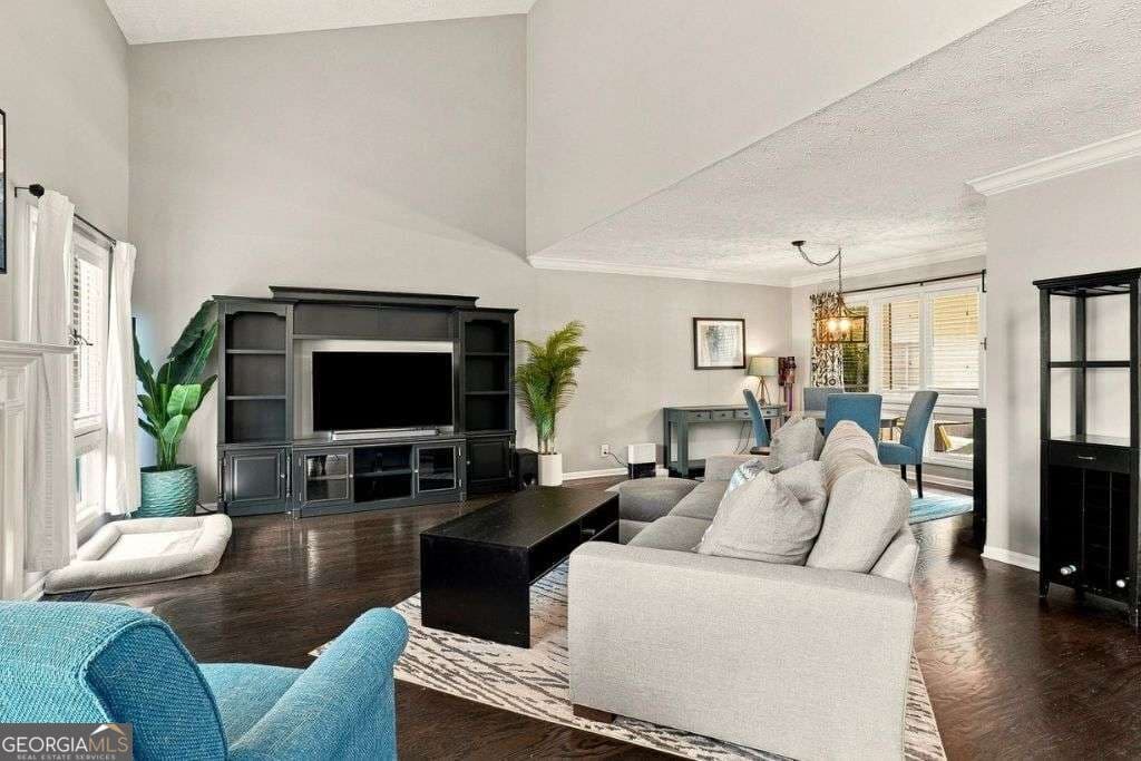 2 bedroom, 2.5 bathroom, 1,598 sq ft townhouse for sale at 3249 Clairmont North, Brookhaven, GA 30329 — photo 8