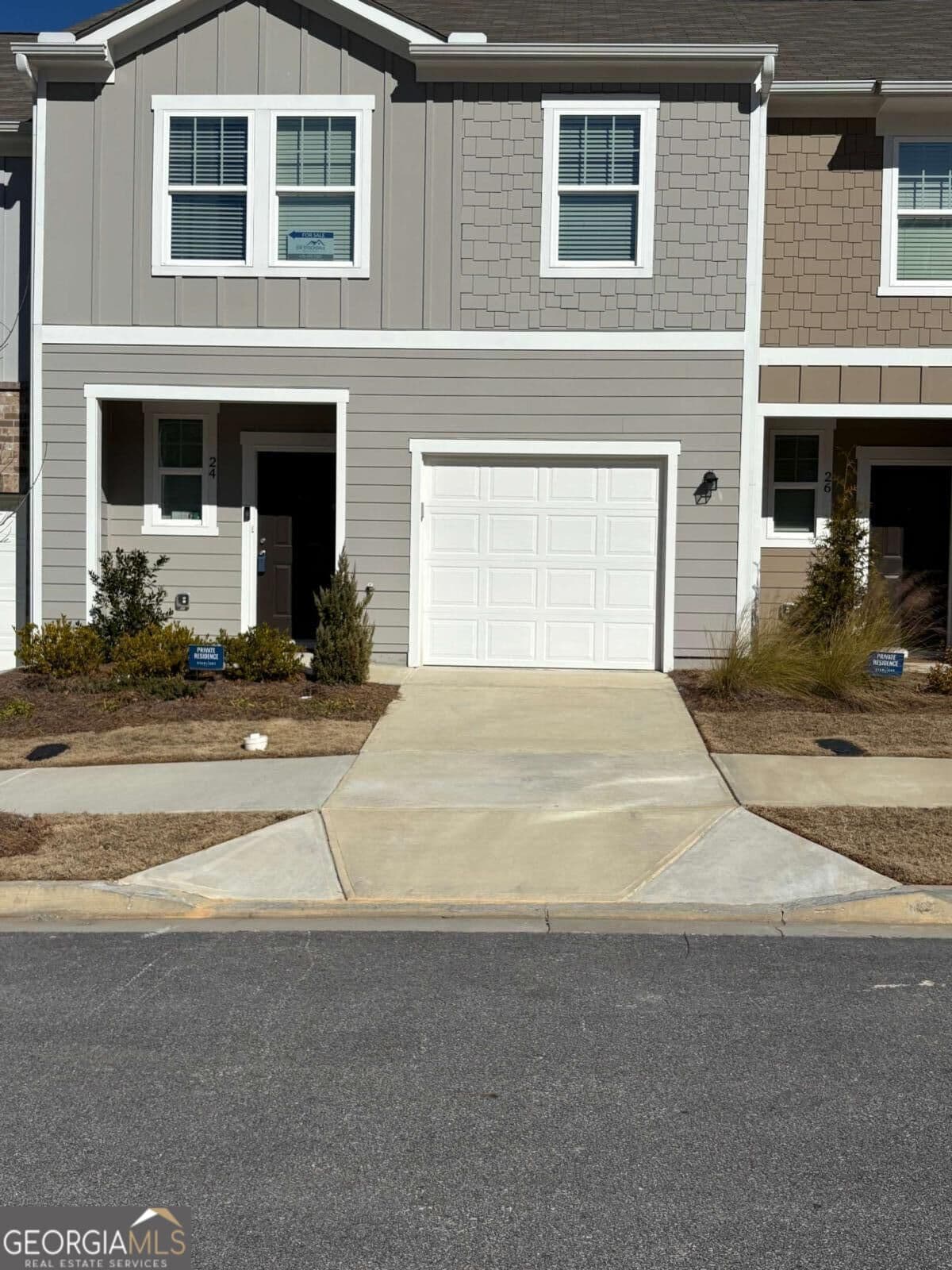 3 bedroom, 2.5 bathroom townhouse for sale at 24 Kielder Drive, Winder, GA 30680 — photo 1 of 3