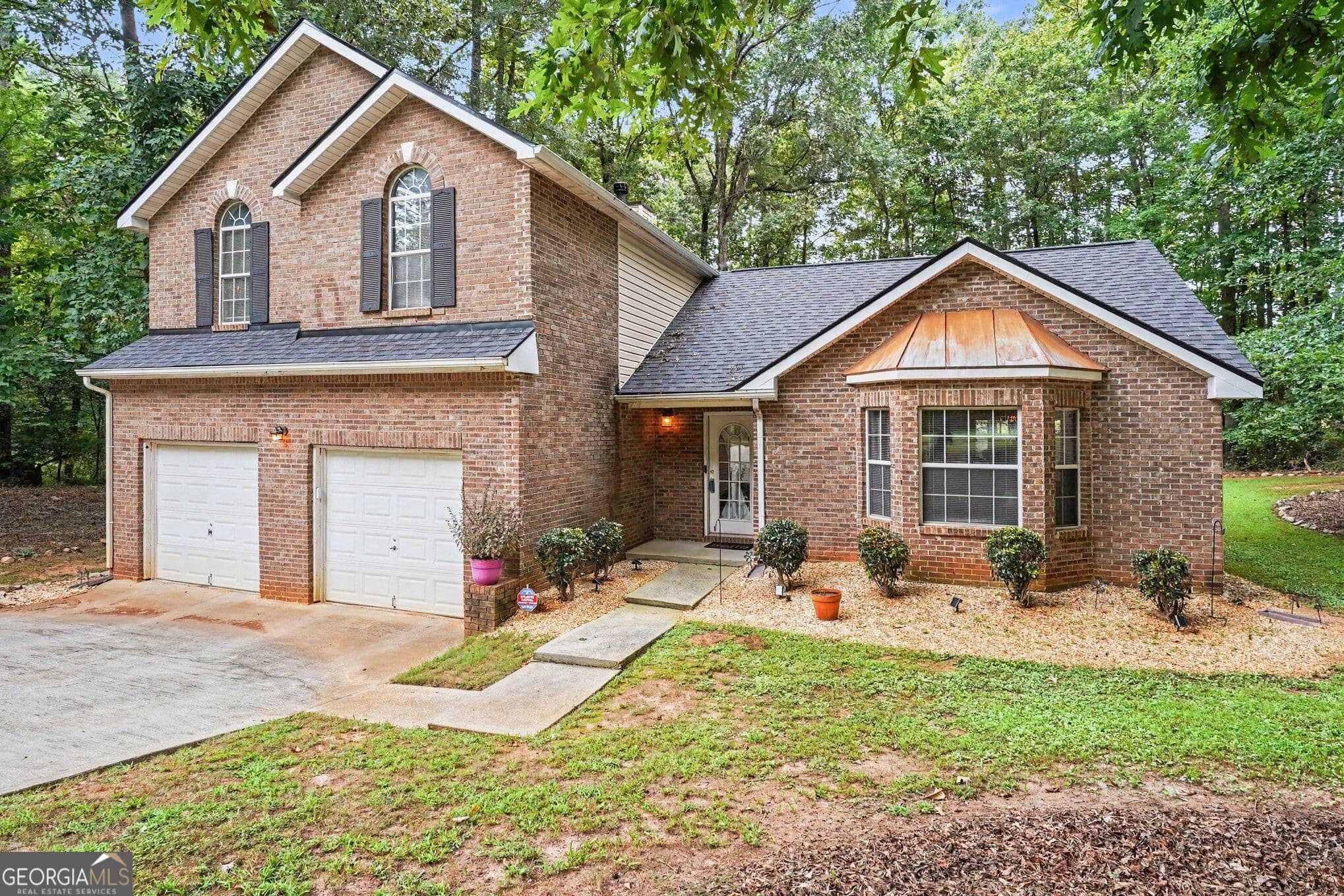 3 bedroom, 2.5 bathroom, 2,025 sq ft single family residence for sale at 105 Ashtonbrook Drive, Mcdonough, GA 30252 — photo 2