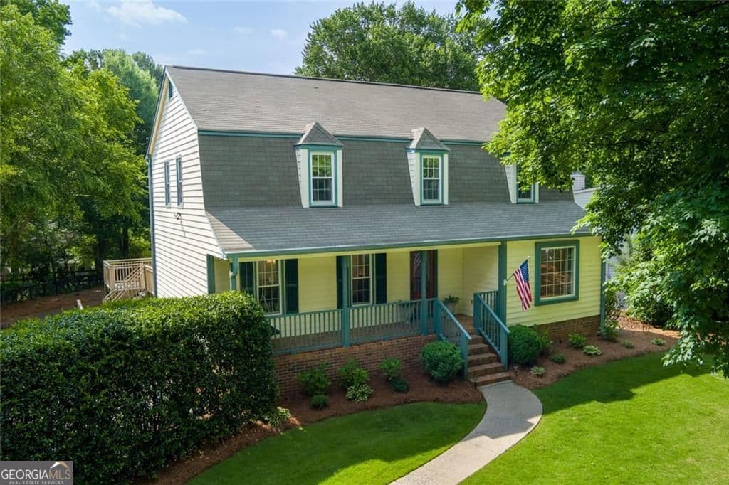 4 bedroom, 2.5 bathroom, 3,239 sq ft single family residence sold at 3444 Liberty Lane, Marietta, GA 30062