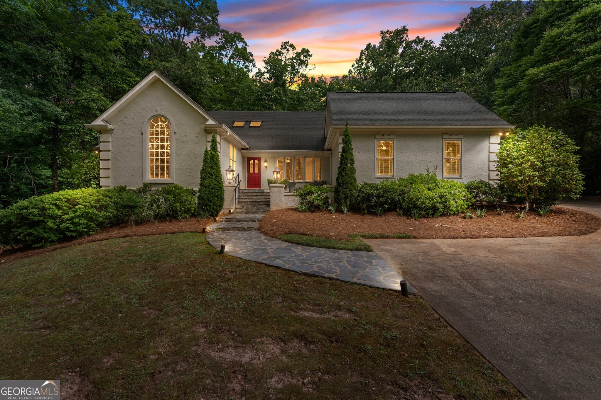 3 bedroom, 4.5 bathroom, 4,799 sq ft single family residence sold at 238 Foggy Bottom Drive, Carrollton, GA 30116