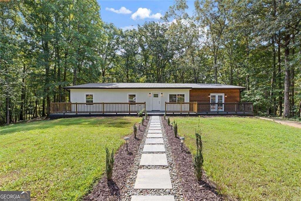 4 bedroom, 2.5 bathroom, 1,972 sq ft single family residence for sale at 681 Pumpkinvine Road, Acworth, GA 30101