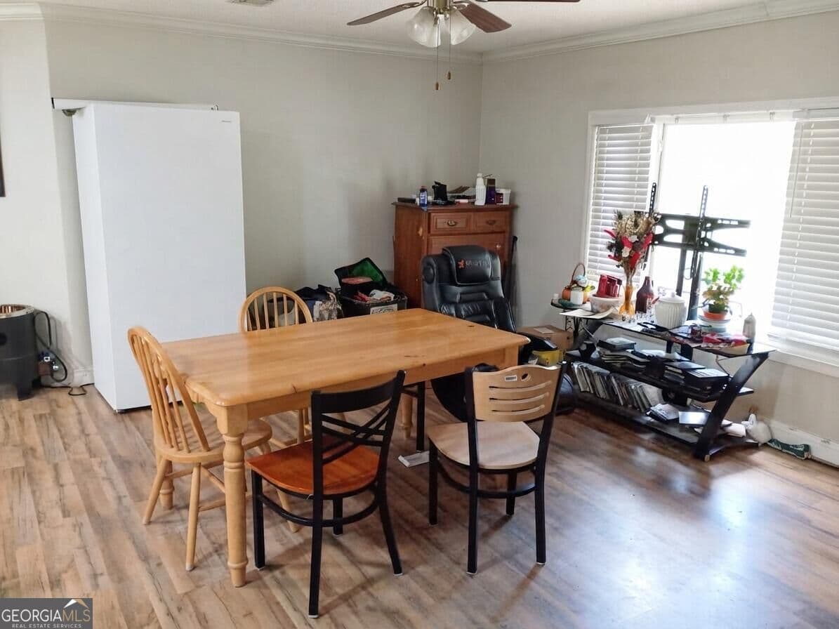 4 bedroom, 2 bathroom, 2,432 sq ft manufactured home,single family residence under contract at 361 James Knight Road, Jesup, GA 31545 — photo 7