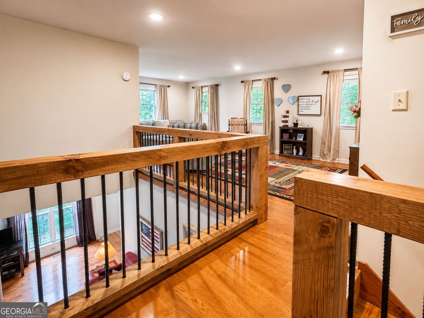 4 bedroom, 4.5 bathroom, 3,022 sq ft single family residence for sale at 362 Pine Cone Road 21, Blue Ridge, GA 30513 — photo 2